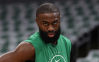 NBA 传闻：火箭可能从湖人手中挖走马库斯·斯马特